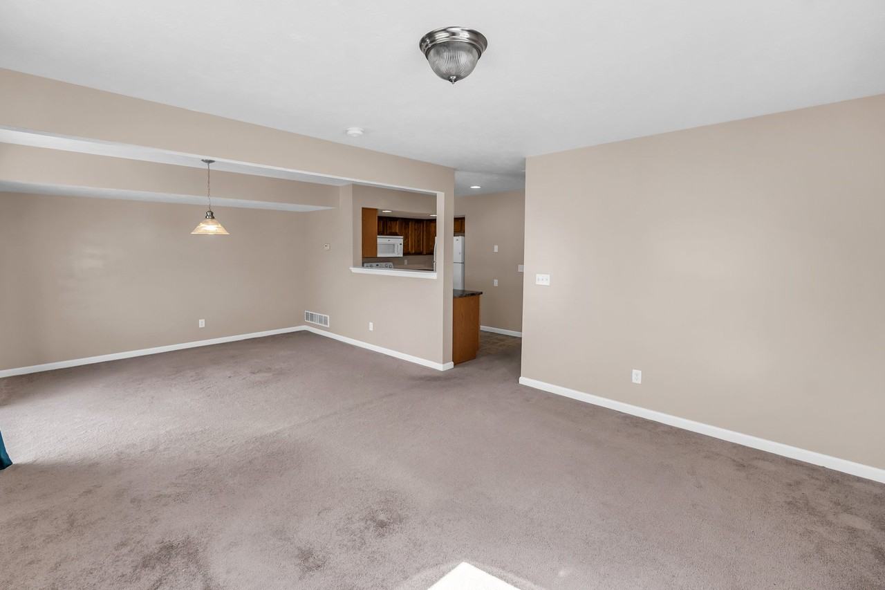 2705 Cloud Ct - Photo 4 of 11