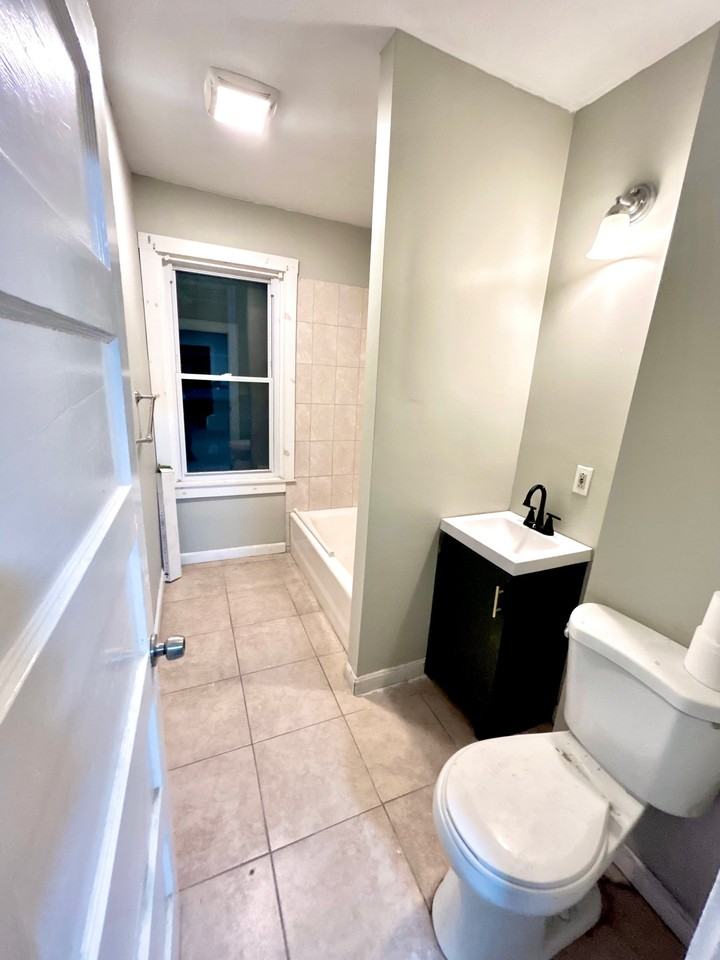 977 Social St #2 - Photo 6 of 7