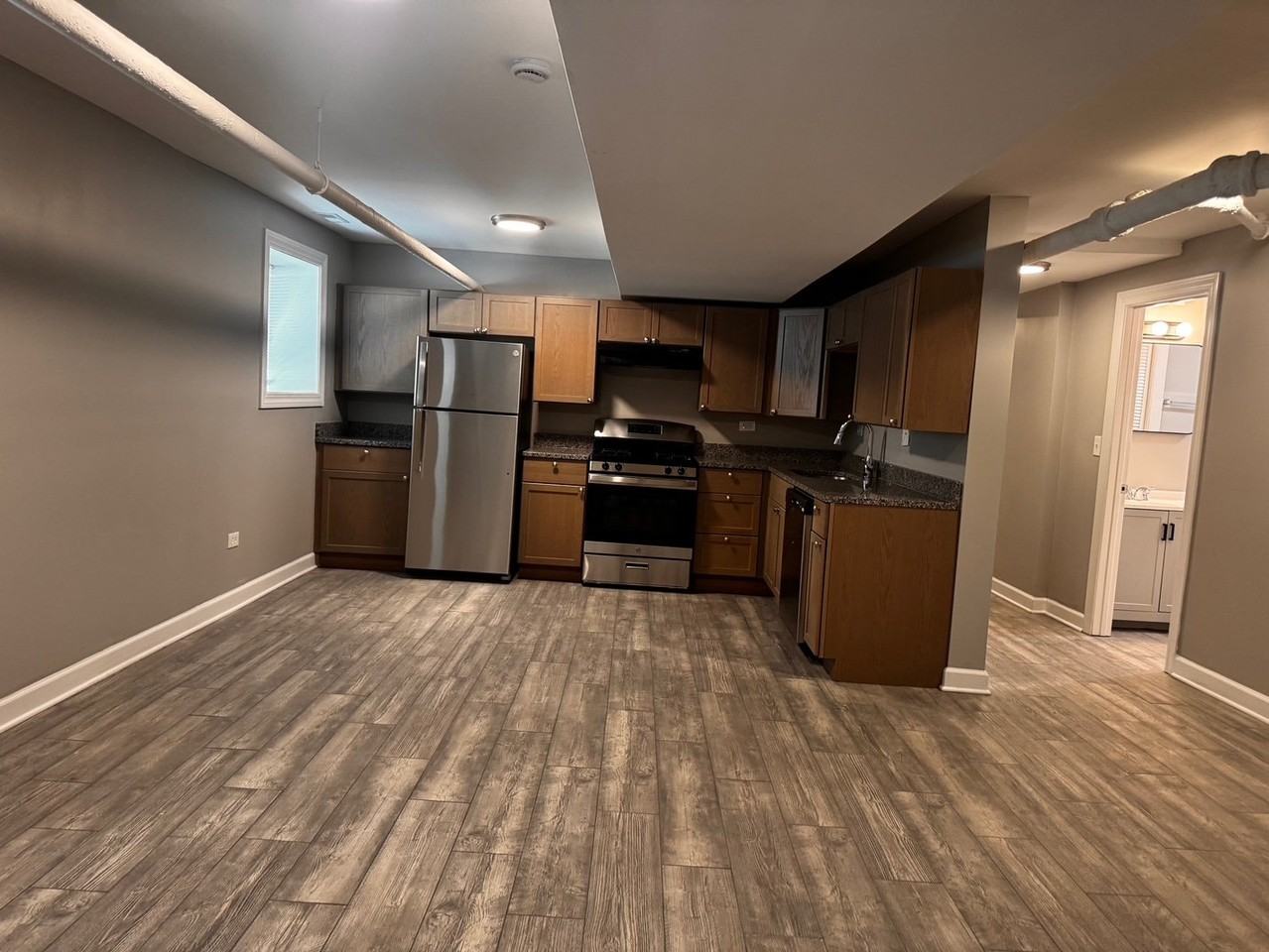 4556 S Prairie Ave #4558G - Photo 3 of 16