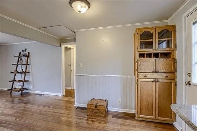 2815 Ne 56th St - Photo 5 of 5