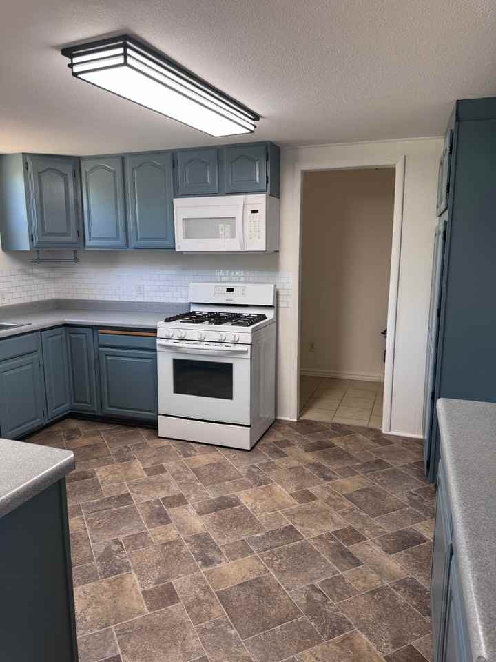 195 County Road 24c - Photo 5 of 16