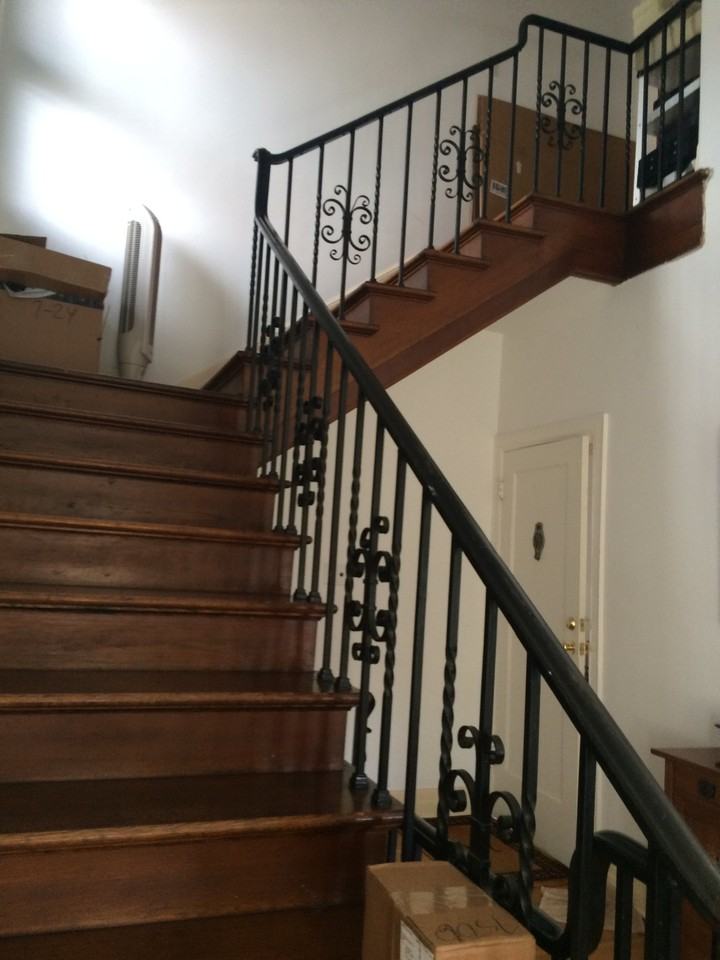 216 S Mansfield Ave #3 - Photo 2 of 16