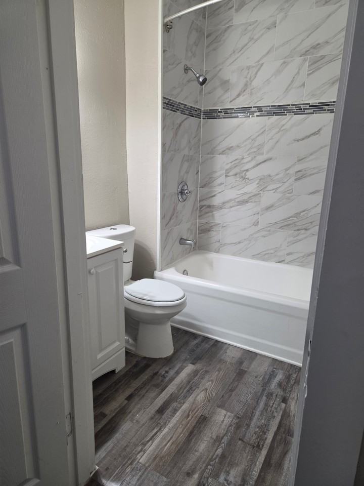 301-311 W Leuda St, Fort Worth, Tx #301I - Photo 2 of 6