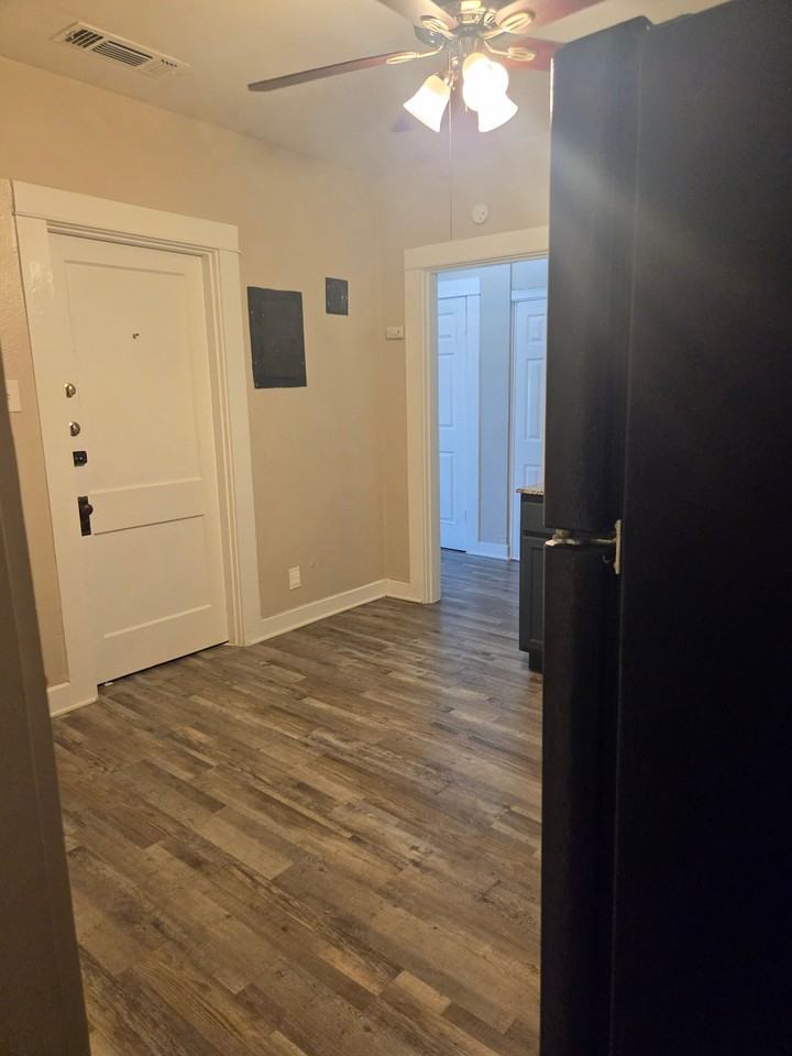 301-311 W Leuda St, Fort Worth, Tx #301I - Photo 4 of 6
