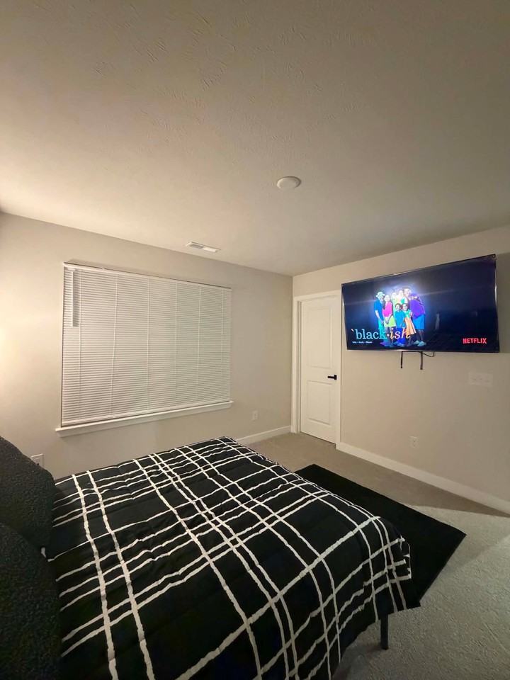 795 Goodland Cir Nw - Photo 4 of 12