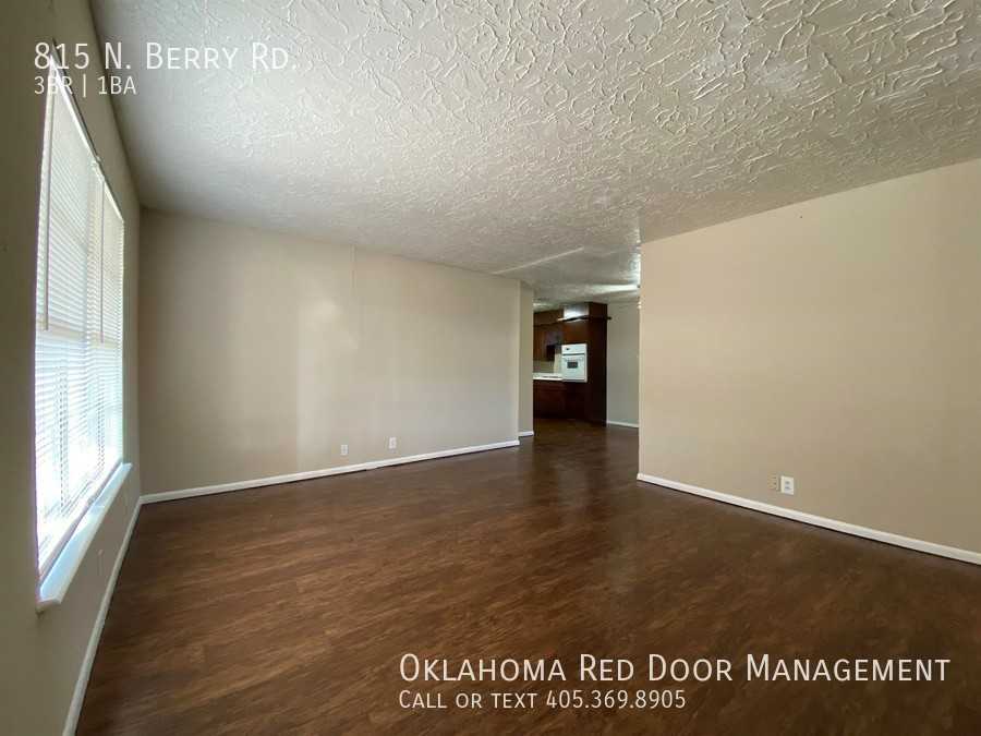 815 N Berry Rd - Photo 2 of 13