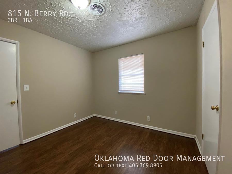 815 N Berry Rd - Photo 4 of 13