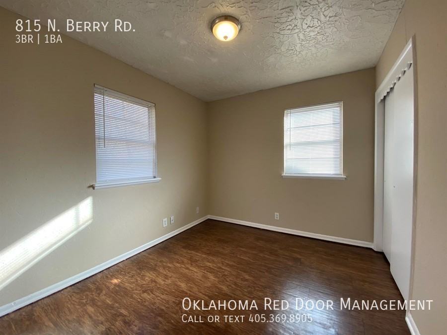 815 N Berry Rd - Photo 5 of 13