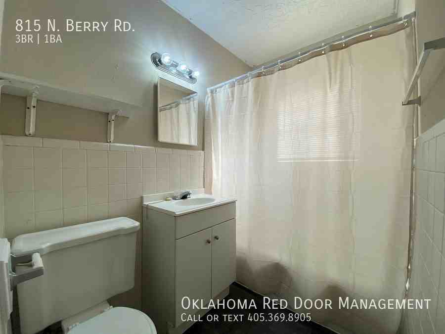 815 N Berry Rd - Photo 6 of 13