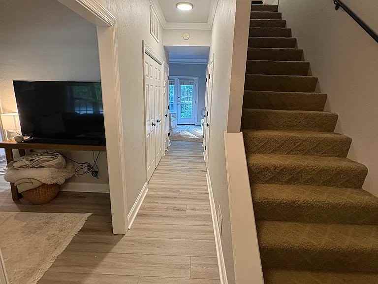 1109 Wake Forest Rd - Photo 2 of 19
