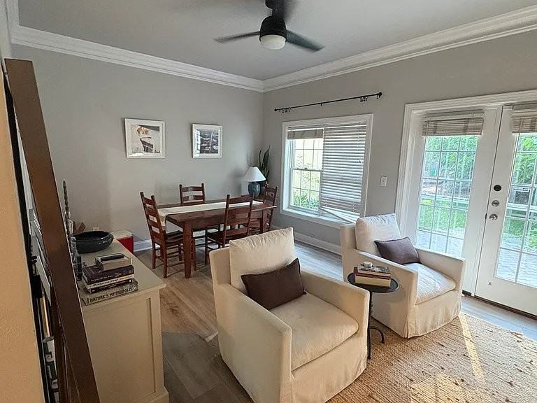 1109 Wake Forest Rd - Photo 4 of 19