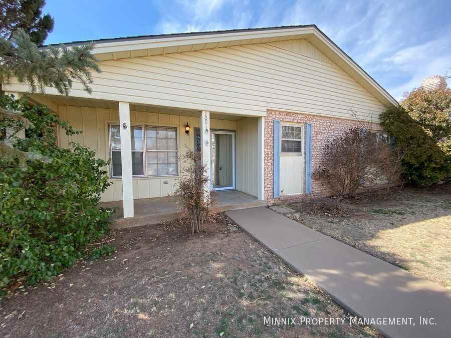 1001 Itasca St - Photo 4 of 47