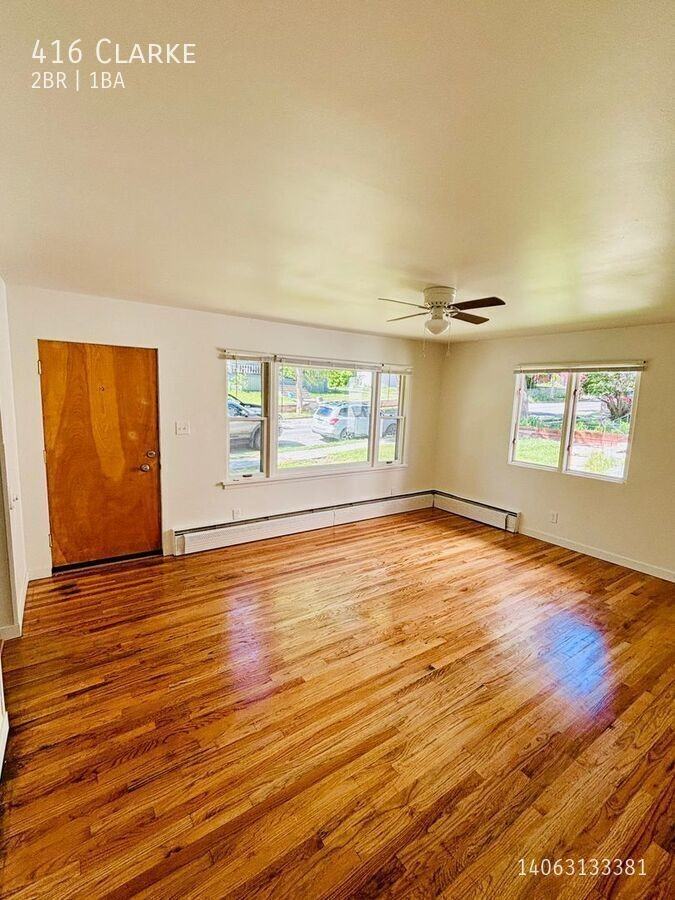 416 Clarke St - Photo 2 of 10