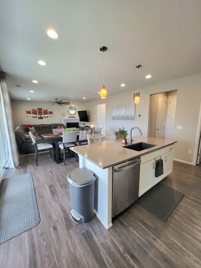 16175 Alberta Dr - Photo 4 of 33