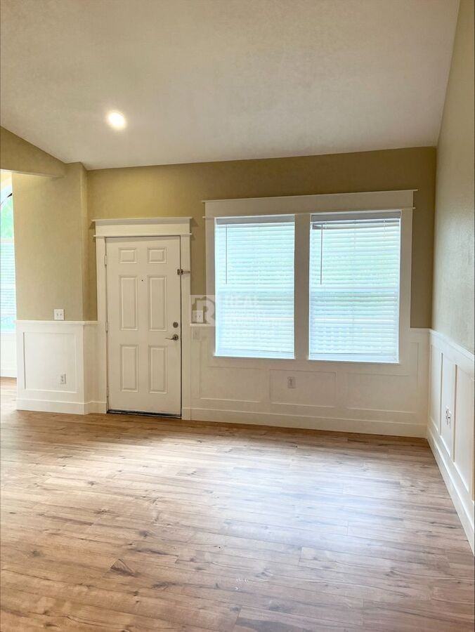 16392 E Fremont Ave #11 - Photo 4 of 24