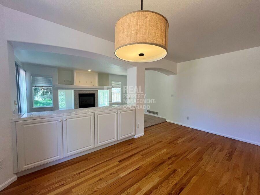 1385 Laurenwood Way - Photo 4 of 20