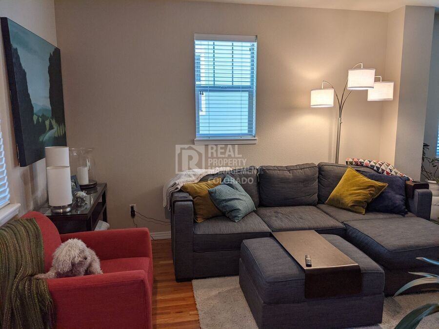 525 Homestead St - Photo 5 of 29