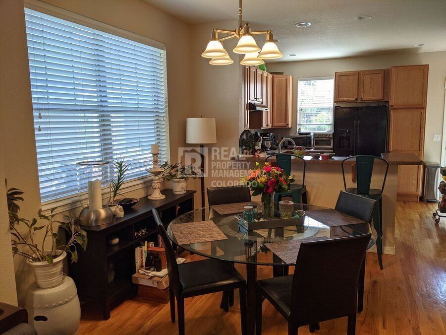 525 Homestead St - Photo 6 of 29