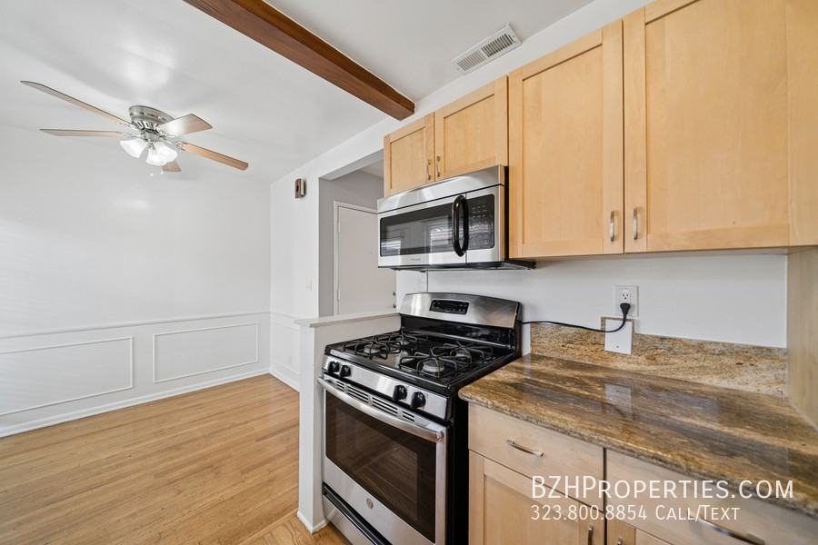 5303 1/2 Vantage Ave - Photo 7 of 15