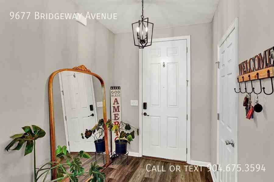 9677 Bridgeway Ave - Photo 5 of 30