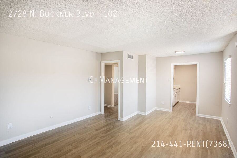 2728 N Buckner Blvd #102 - Photo 3 of 32
