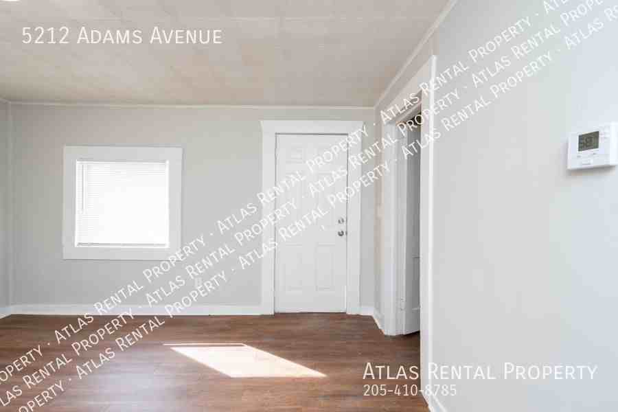 5212 Adams Ave - Photo 6 of 21