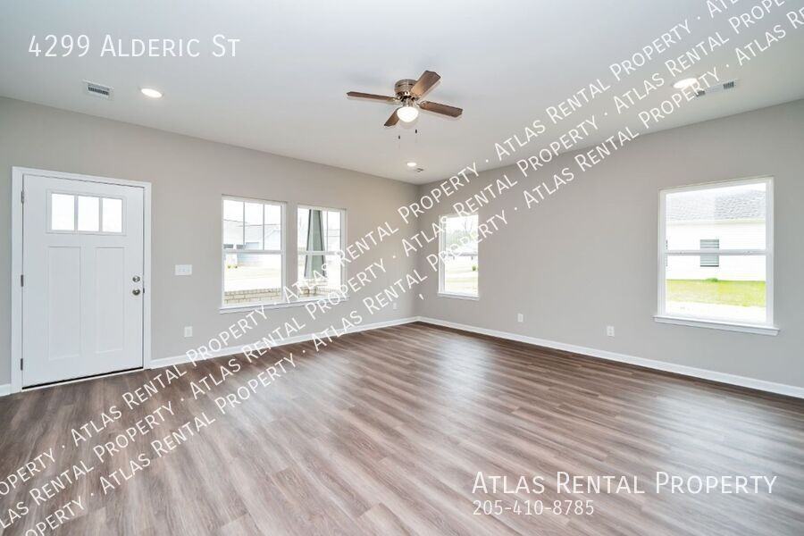 4299 Alderic St - Photo 7 of 23