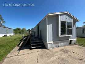 134 Ne Coachlight Dr - Photo 1 of 1