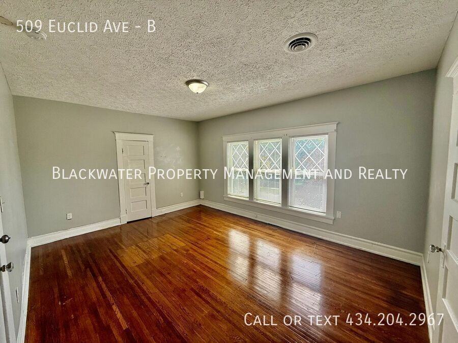 509 Euclid Ave #B - Photo 5 of 9