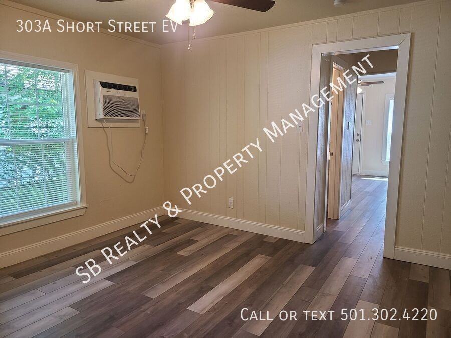 303A Short St - Photo 4 of 5