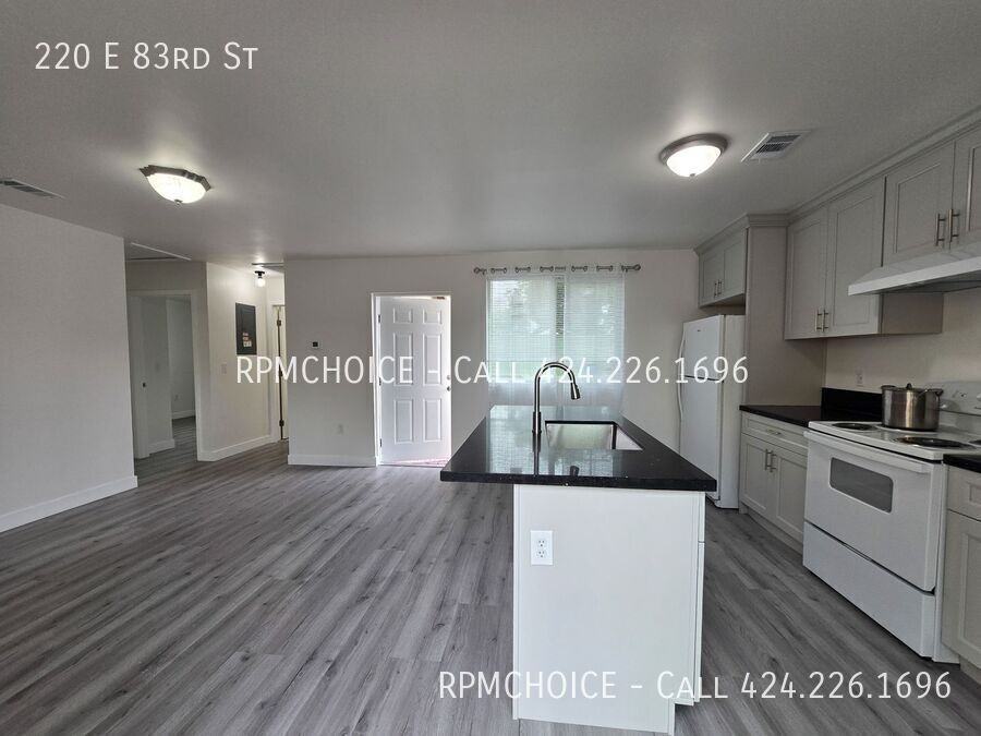220 E 83rd St - Photo 2 of 16