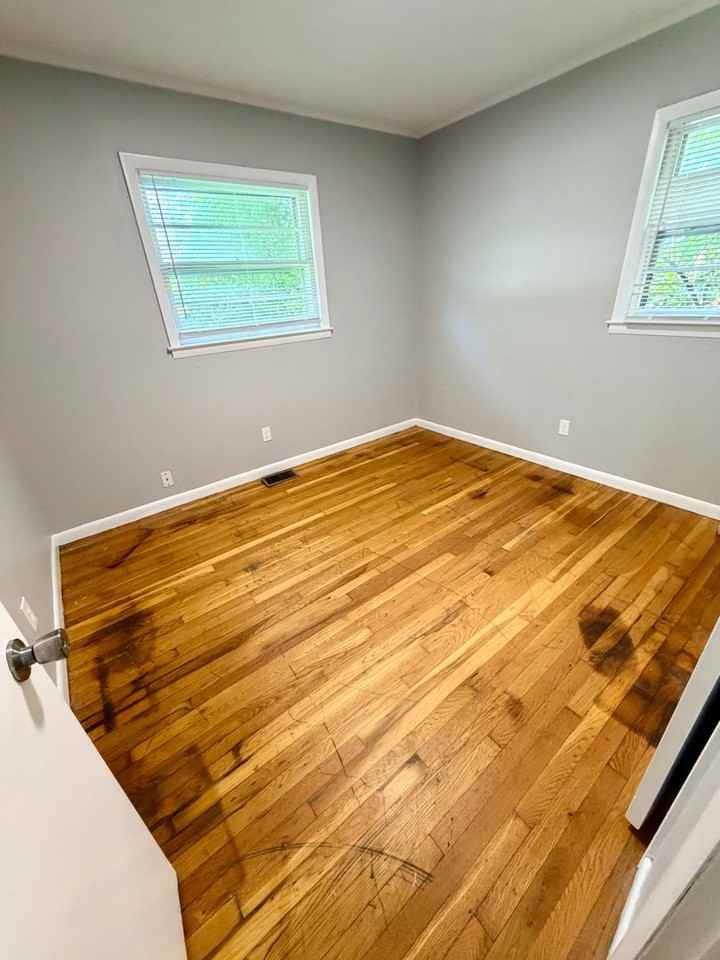 357 Peachtree Rd - Photo 6 of 25