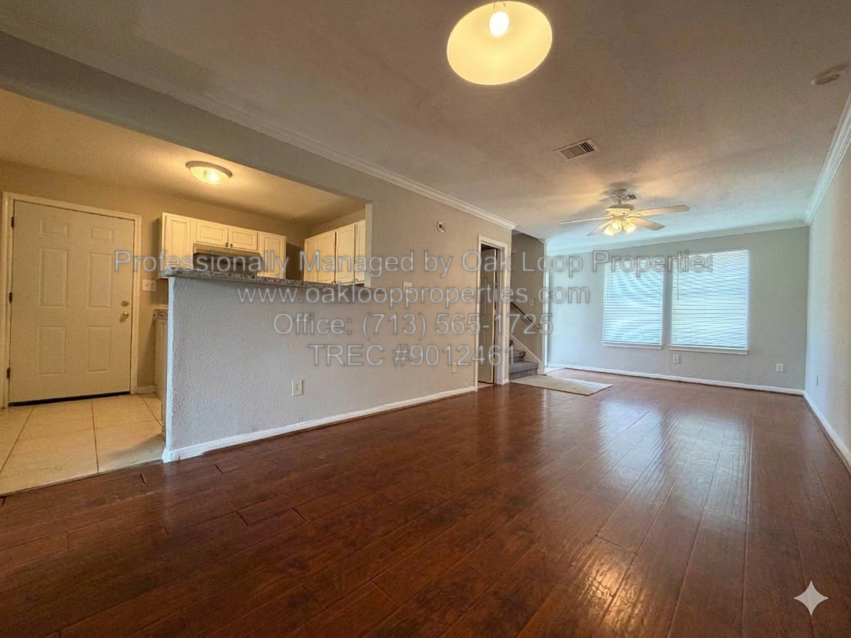 5408 Groveton St #B - Photo 6 of 15