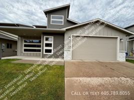 featured image of 509 W Laquinta St