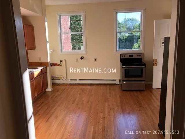 255 Main St #A5 - Photo 4 of 10