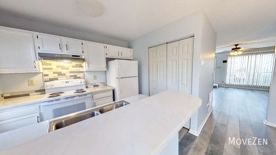 6209 Windsor Gate Ln - Photo 4 of 16