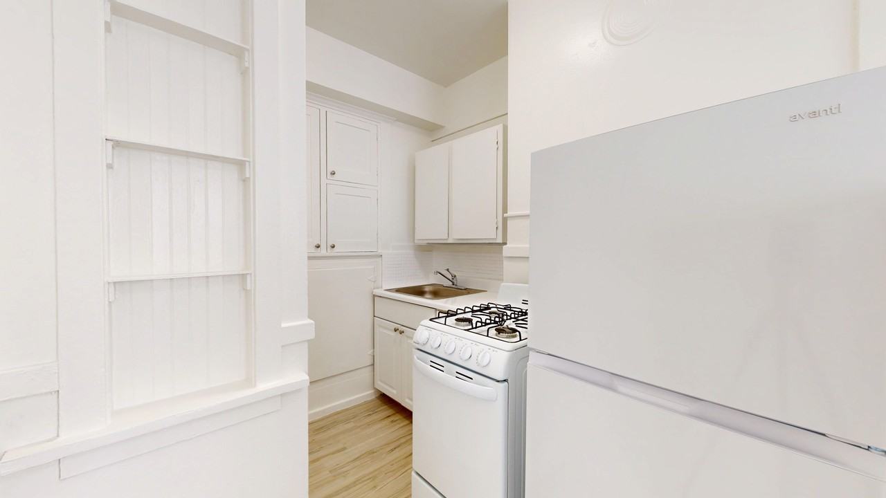 503 Taylor St #412 - Photo 2 of 12