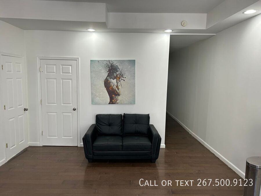 120 S 46th St #B - Photo 3 of 10