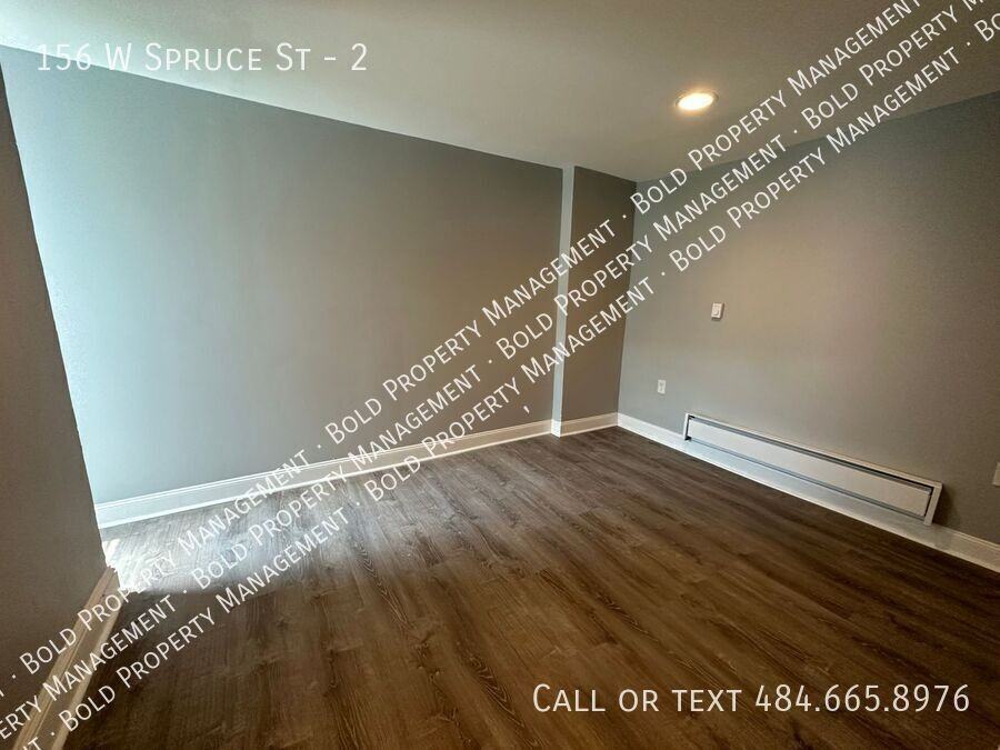 156 W Spruce St #2 - Photo 7 of 13