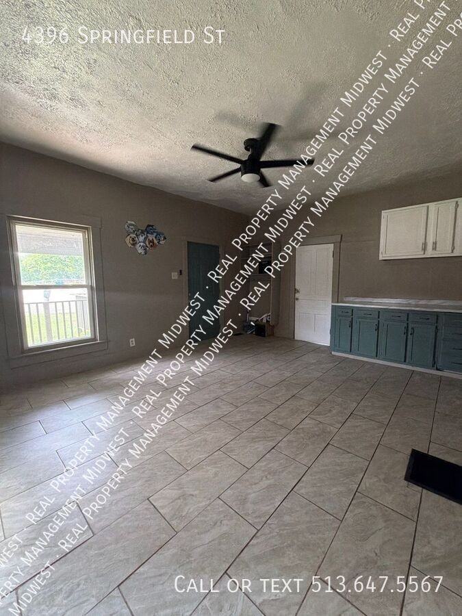 4396 Springfield St - Photo 2 of 35