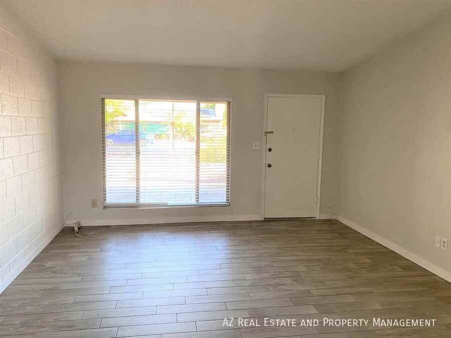 7035 E Wilshire Dr #4 - Photo 3 of 17