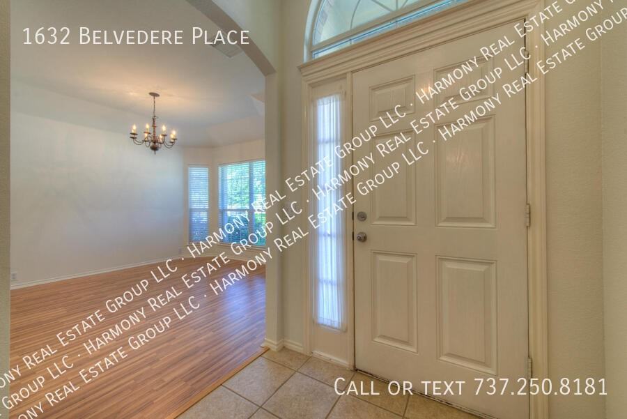 1632 Belvedere Pl - Photo 3 of 23
