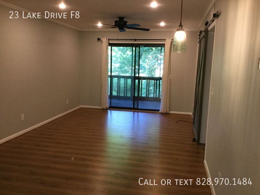 23 Lake Dr Apt F8 - Photo 3 of 13