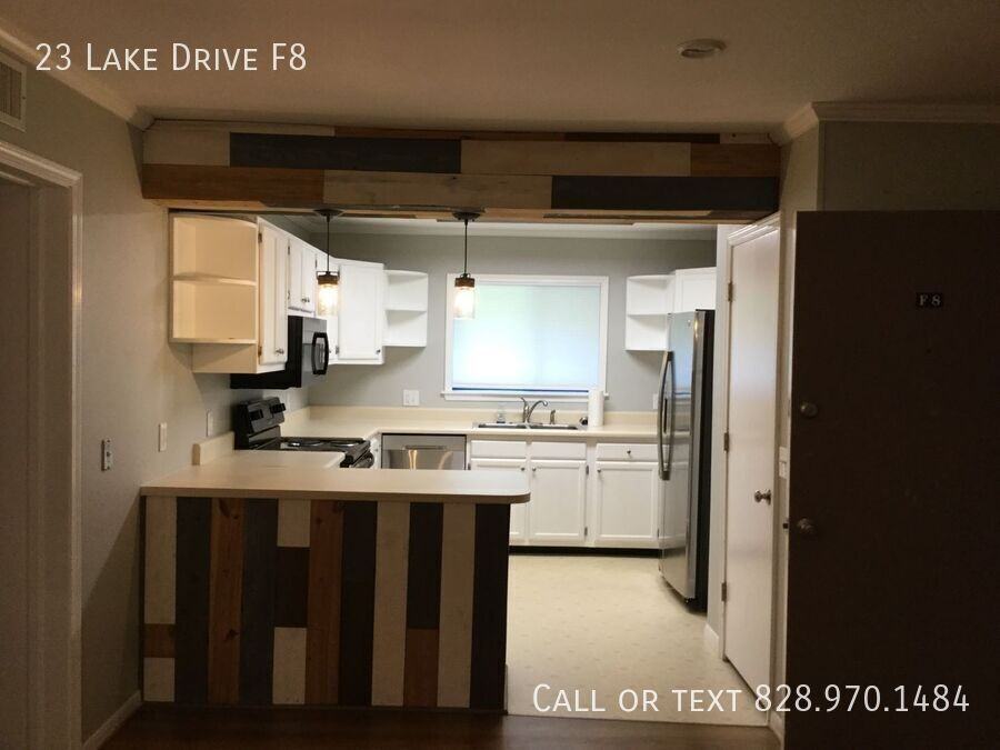 23 Lake Dr Apt F8 - Photo 4 of 13