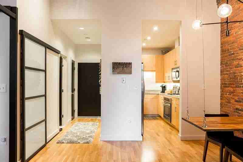 99 Broad Street - Photo 2 of 3