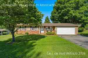 featured image of 729 Waco Rd