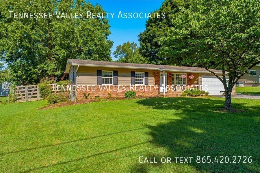 729 Waco Rd - Photo 2 of 30