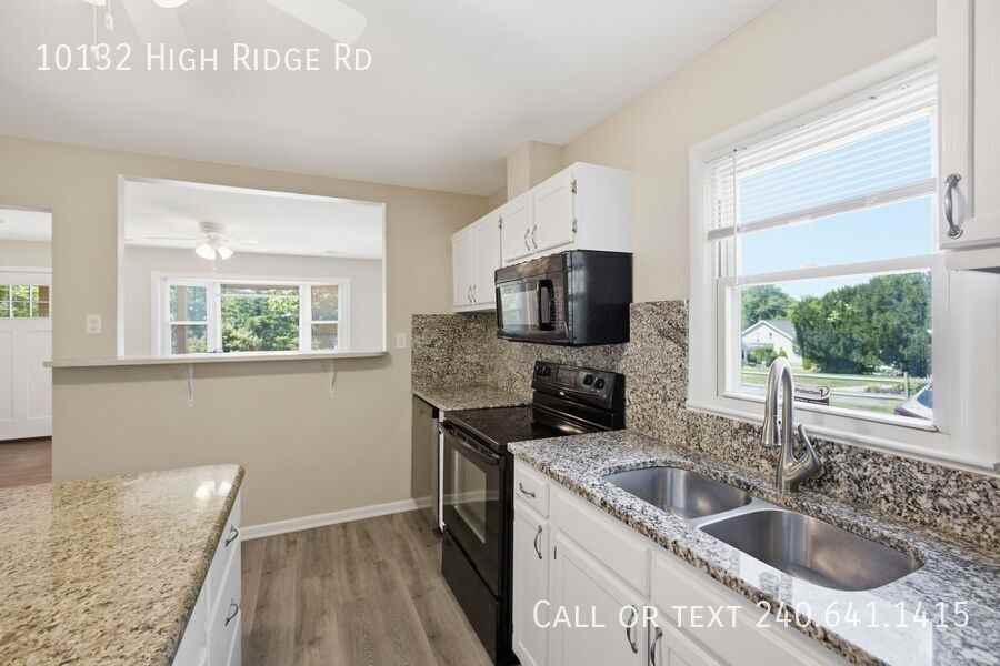 10132 High Ridge Rd - Photo 7 of 17