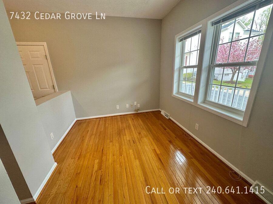 7432 Cedar Grove Ln - Photo 3 of 29
