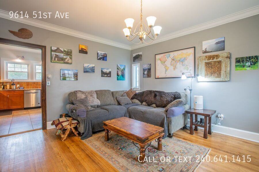 9614 51st Ave - Photo 5 of 43